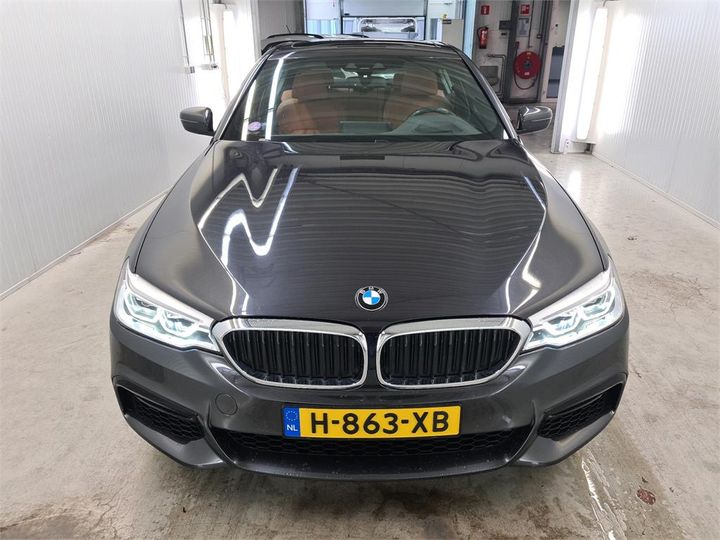 Photo 11 VIN: WBAJR11000WW70673 - BMW 520 