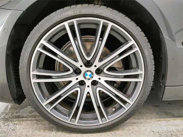 Photo 12 VIN: WBAJR11050CD35039 - BMW 520 