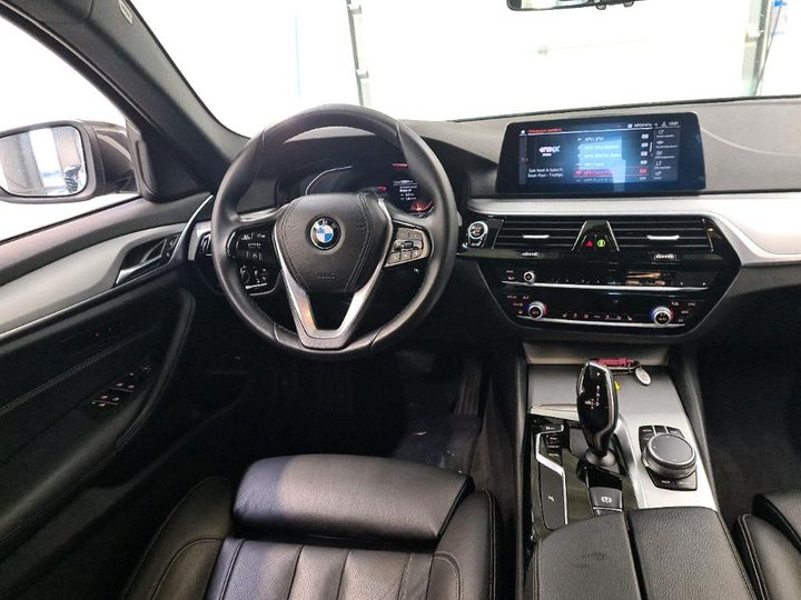 Photo 6 VIN: WBAJR11070CD28884 - BMW 520 