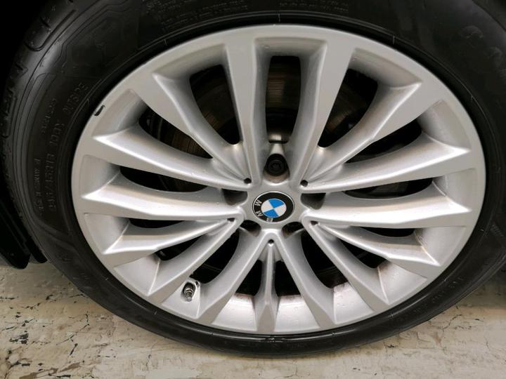 Photo 13 VIN: WBAJR110X0CD96239 - BMW 520 