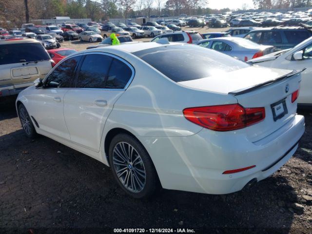 Photo 2 VIN: WBAJR3C03LWW63844 - BMW 530I 