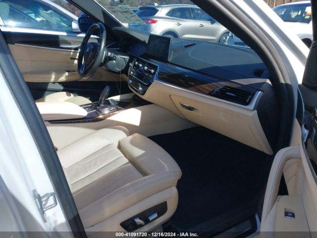 Photo 4 VIN: WBAJR3C03LWW63844 - BMW 530I 