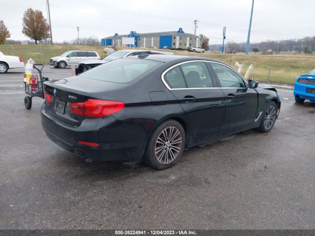 Photo 3 VIN: WBAJR7C06LWW64851 - BMW 5 SERIES 