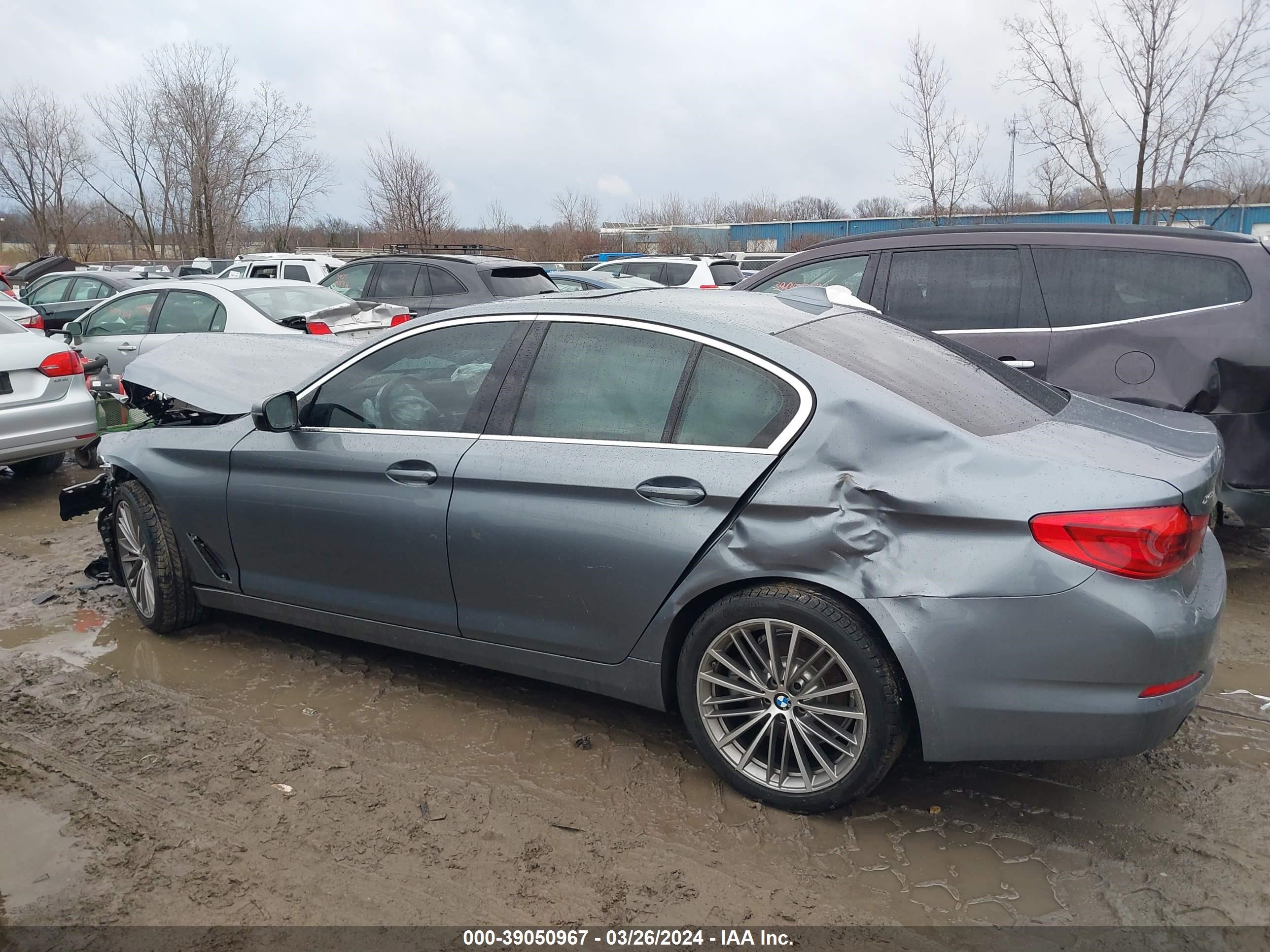 Photo 12 VIN: WBAJR7C09LWW77741 - BMW 5ER 