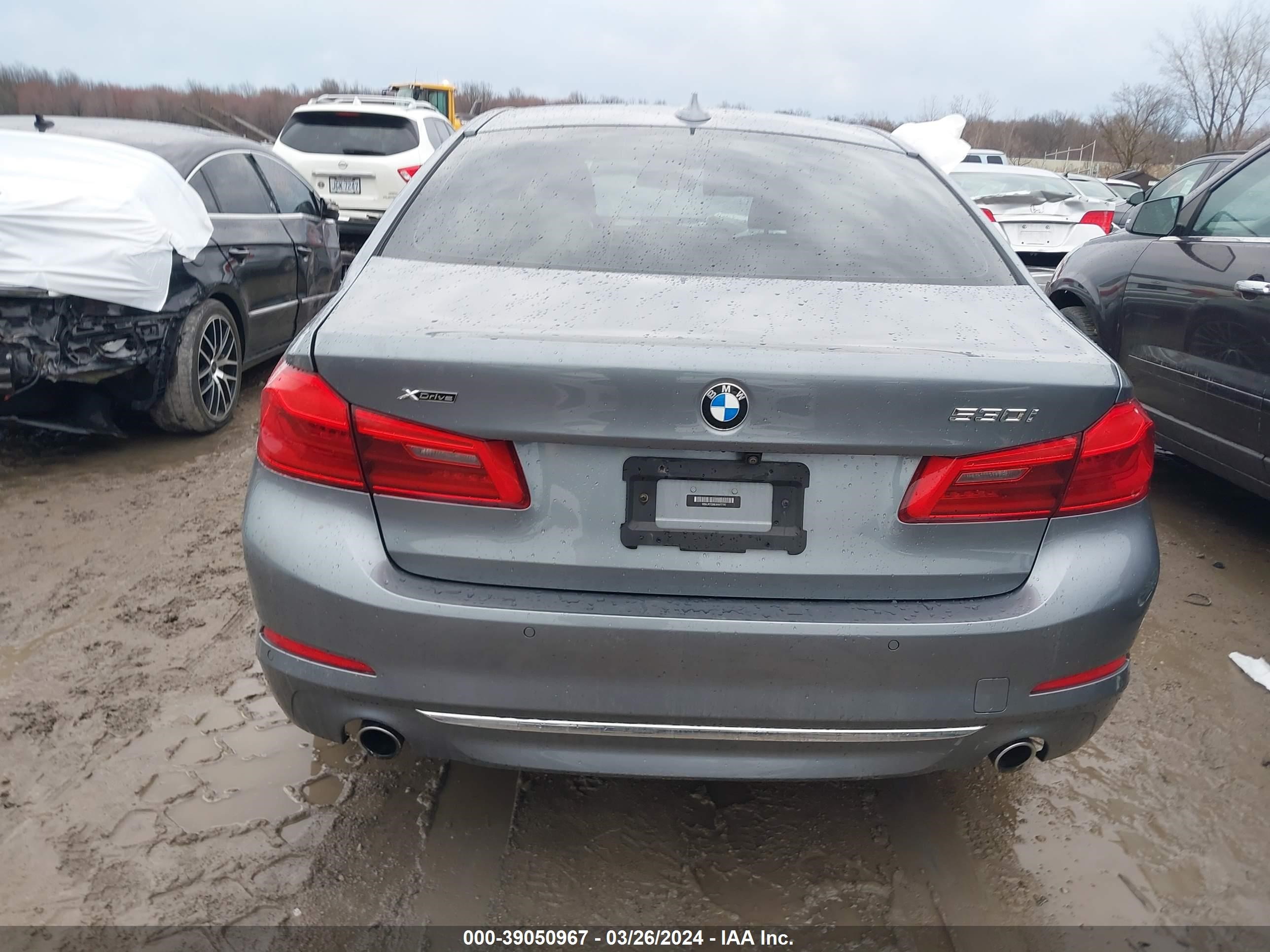 Photo 14 VIN: WBAJR7C09LWW77741 - BMW 5ER 