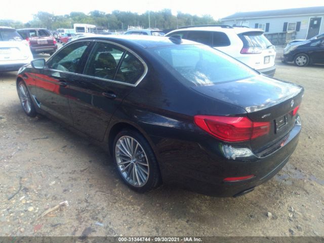 Photo 2 VIN: WBAJS3C02LWW73138 - BMW 5 