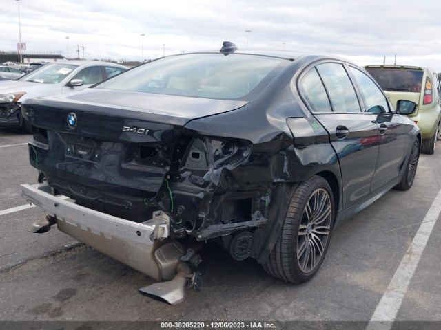 Photo 3 VIN: WBAJS3C09LWW83679 - BMW 5 SERIES 