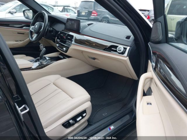 Photo 4 VIN: WBAJS3C09LWW83679 - BMW 5 SERIES 