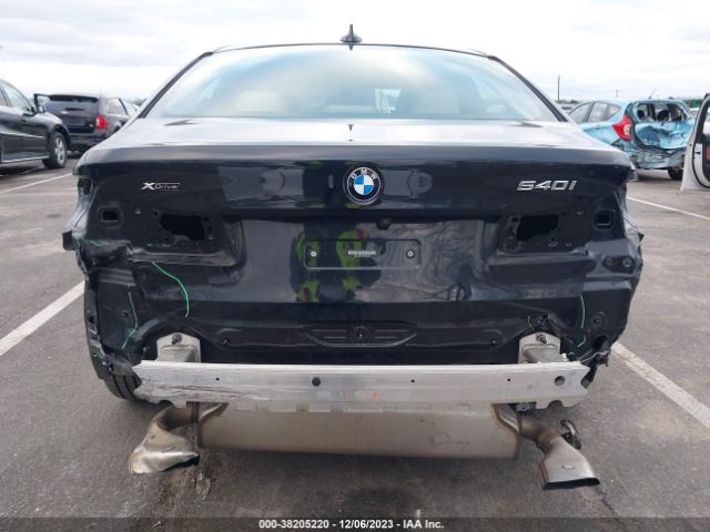 Photo 5 VIN: WBAJS3C09LWW83679 - BMW 5 SERIES 