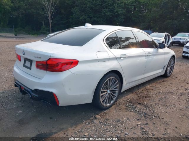 Photo 3 VIN: WBAJS3C0XLCE08651 - BMW 540I 