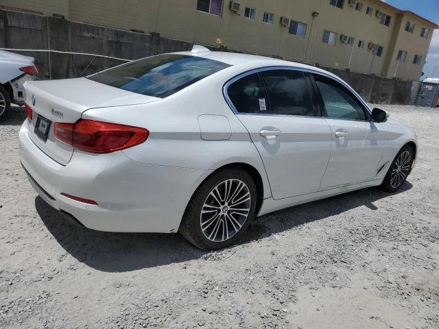 Photo 2 VIN: WBAJS3C0XLWW63070 - BMW 540 XI 