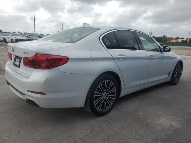 Photo 2 VIN: WBAJS3C0XLWW63070 - BMW 540 XI 