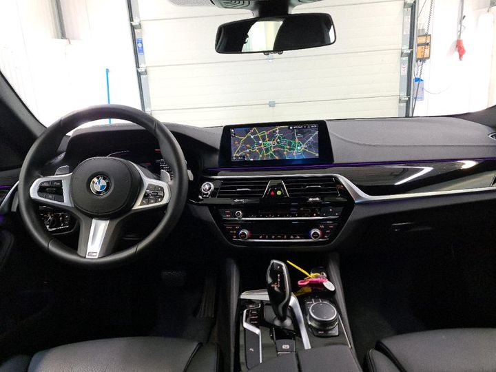 Photo 6 VIN: WBAJT11000CE60404 - BMW 520 