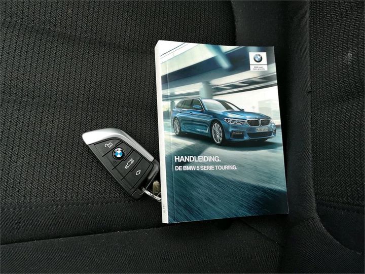 Photo 15 VIN: WBAJT11010CD00502 - BMW 5-SERIE 