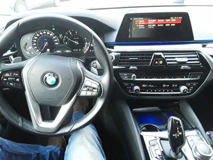 Photo 8 VIN: WBAJT11010CD55824 - BMW 520I 