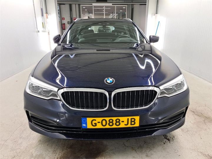 Photo 11 VIN: WBAJT11050BR62716 - BMW 520 