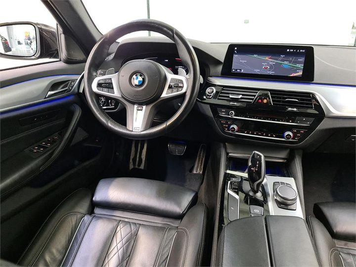 Photo 6 VIN: WBAJT11070CD94563 - BMW 520 