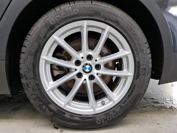 Photo 14 VIN: WBAJT11080CD22304 - BMW 520 