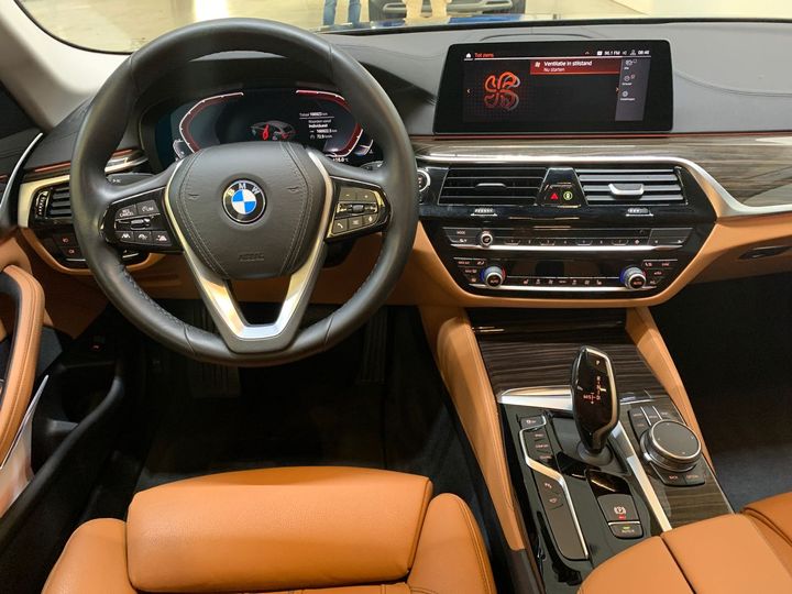 Photo 7 VIN: WBAJT11080CD26174 - BMW 5-SERIE TOURING 