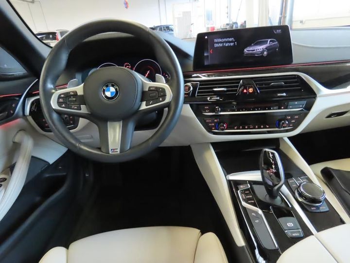 Photo 6 VIN: WBAJT51070BU75007 - BMW 5 TOURING 