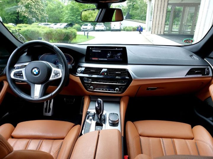 Photo 3 VIN: WBAJT71000CD03846 - BMW 540I 