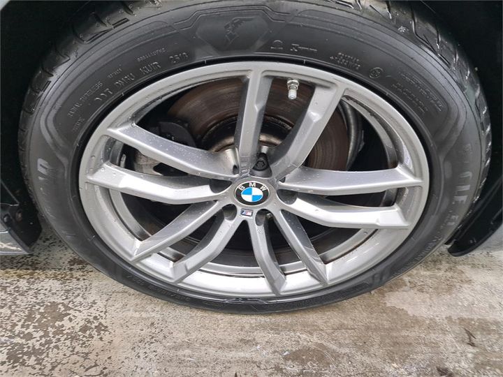 Photo 13 VIN: WBAJT91010BJ24634 - BMW 520 