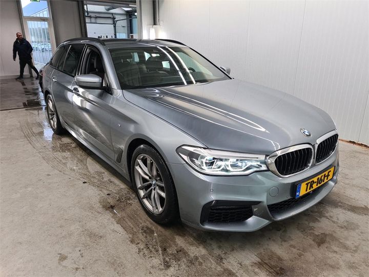 Photo 2 VIN: WBAJT91010BJ24634 - BMW 520 