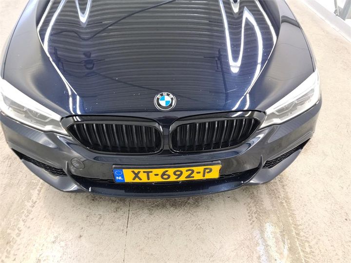 Photo 11 VIN: WBAJT91050BJ25141 - BMW 520 