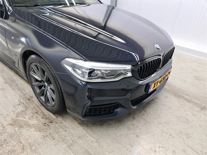 Photo 27 VIN: WBAJT91050BJ25141 - BMW 520 