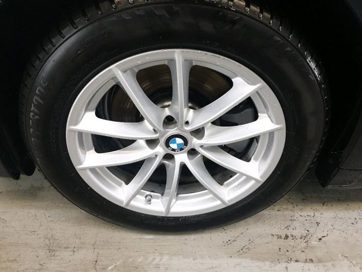 Photo 12 VIN: WBAJT91060BJ24418 - BMW 520 