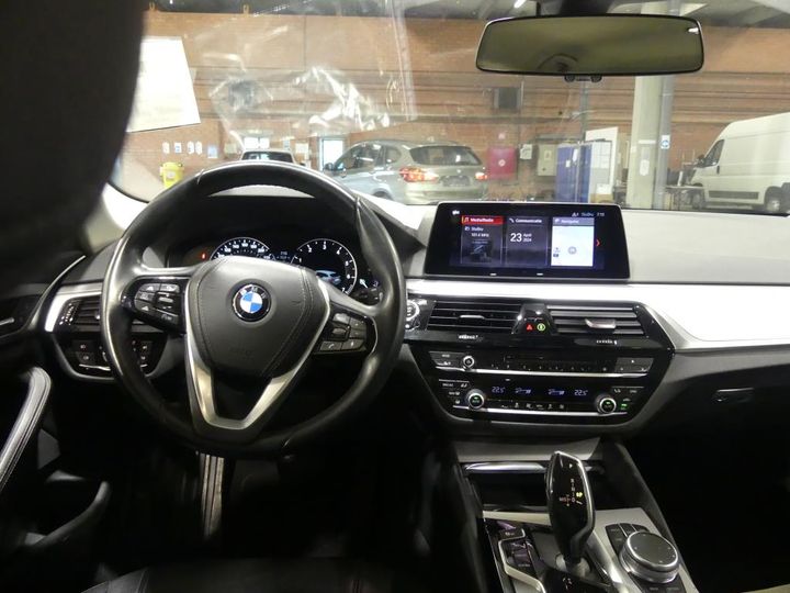 Photo 7 VIN: WBAJT91060BJ24614 - BMW 5 TOURING 