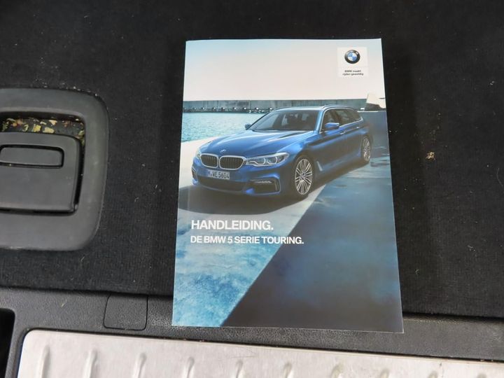 Photo 16 VIN: WBAJT91060BJ24774 - BMW 5 SERIE TOURING 