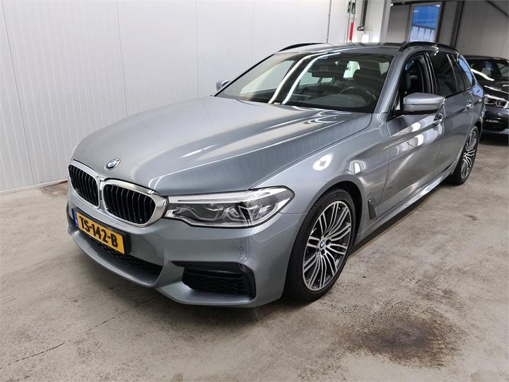 Photo 1 VIN: WBAJT91070BJ24654 - BMW 520 