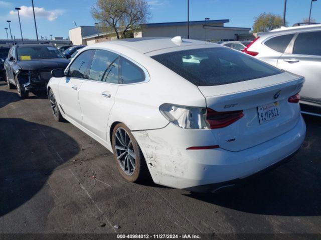 Photo 2 VIN: WBAJV6C50JBJ99893 - BMW 640XI 