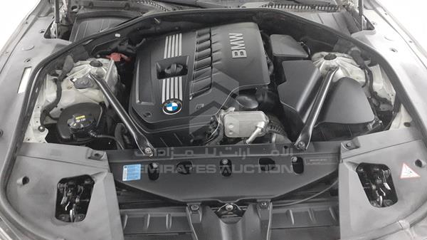 Photo 33 VIN: WBAKA2104BCN71201 - BMW 730 IL 