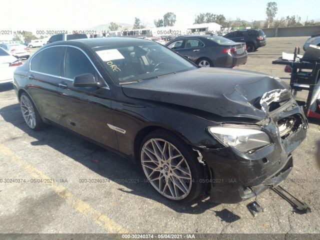 Photo 0 VIN: WBAKA4C51CC613300 - BMW 7 