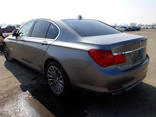 Photo 2 VIN: WBAKA4C52CC613371 - BMW 740 I 