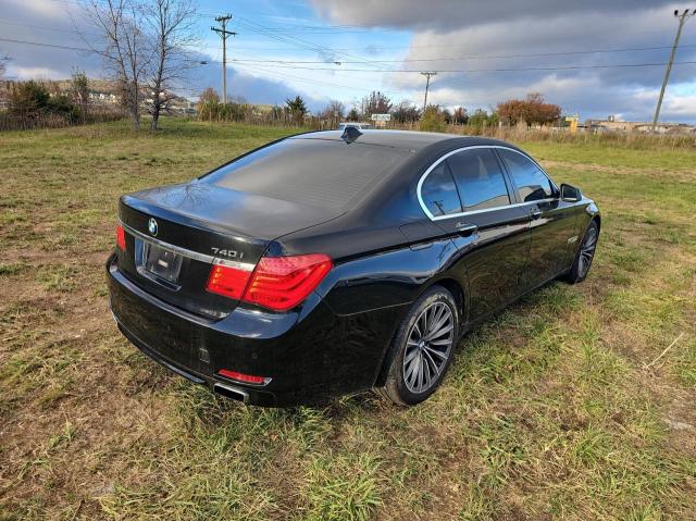 Photo 3 VIN: WBAKA4C52CC613791 - BMW 740 I 