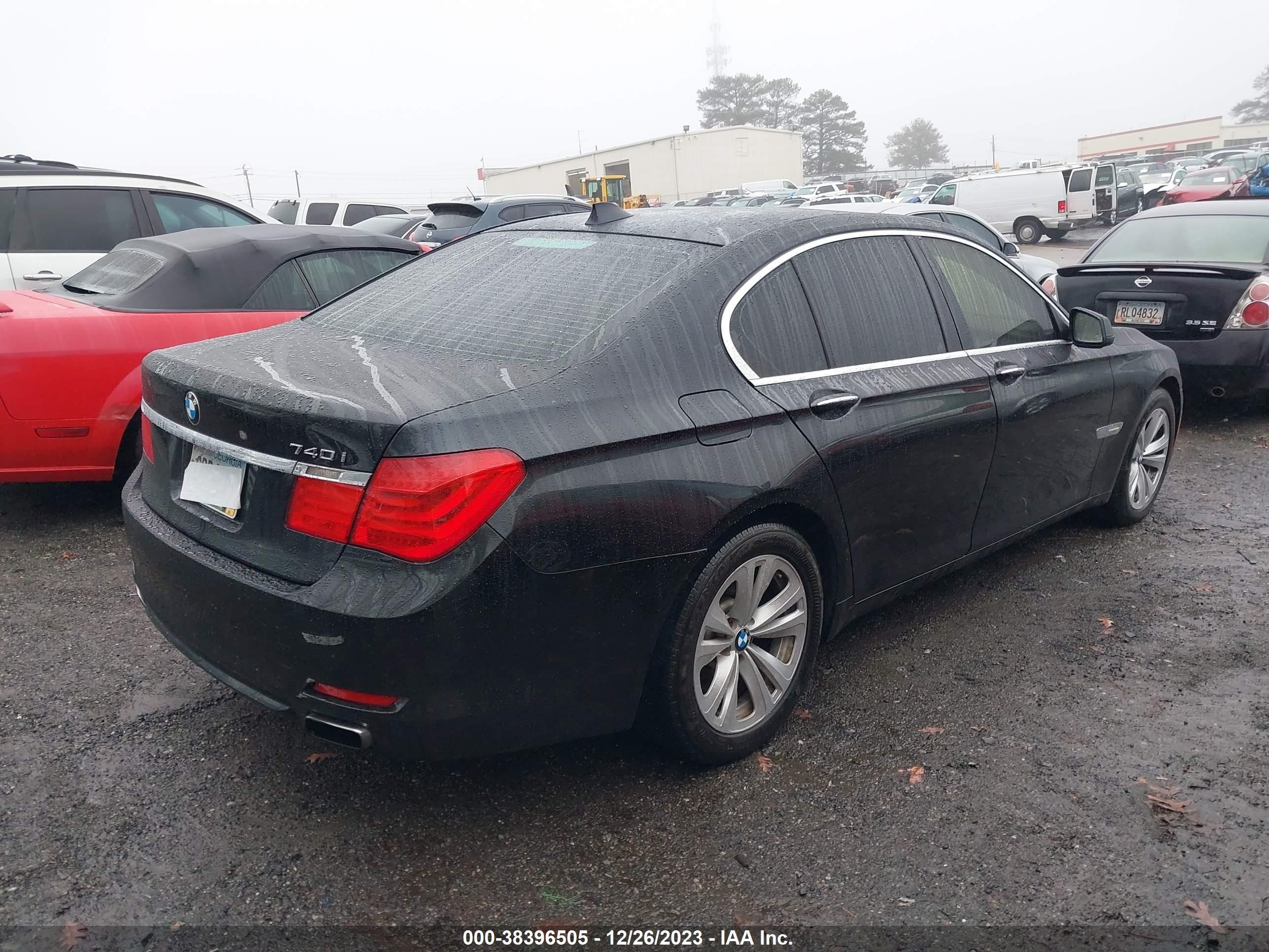 Photo 3 VIN: WBAKA4C54BC612818 - BMW 7ER 