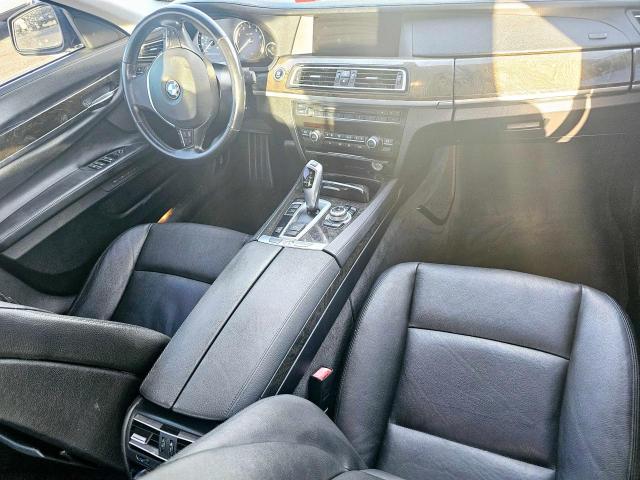 Photo 8 VIN: WBAKA4C55CDX20277 - BMW 740 I 