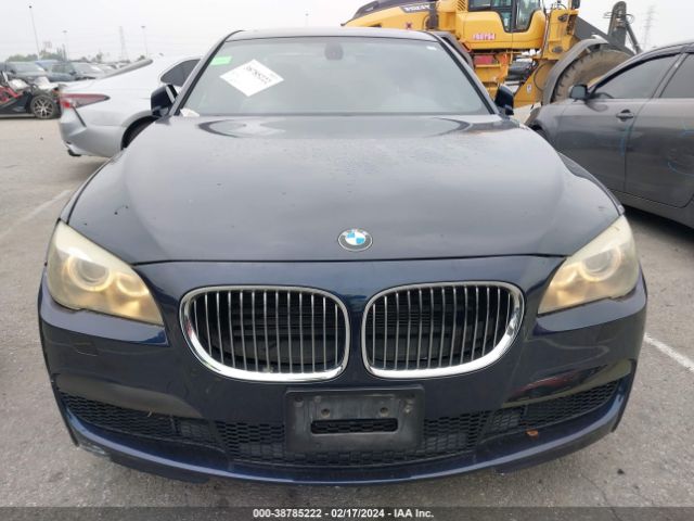 Photo 5 VIN: WBAKA4C57BC392123 - BMW 740I 