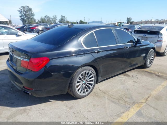 Photo 3 VIN: WBAKA4C57BC612800 - BMW 740I 