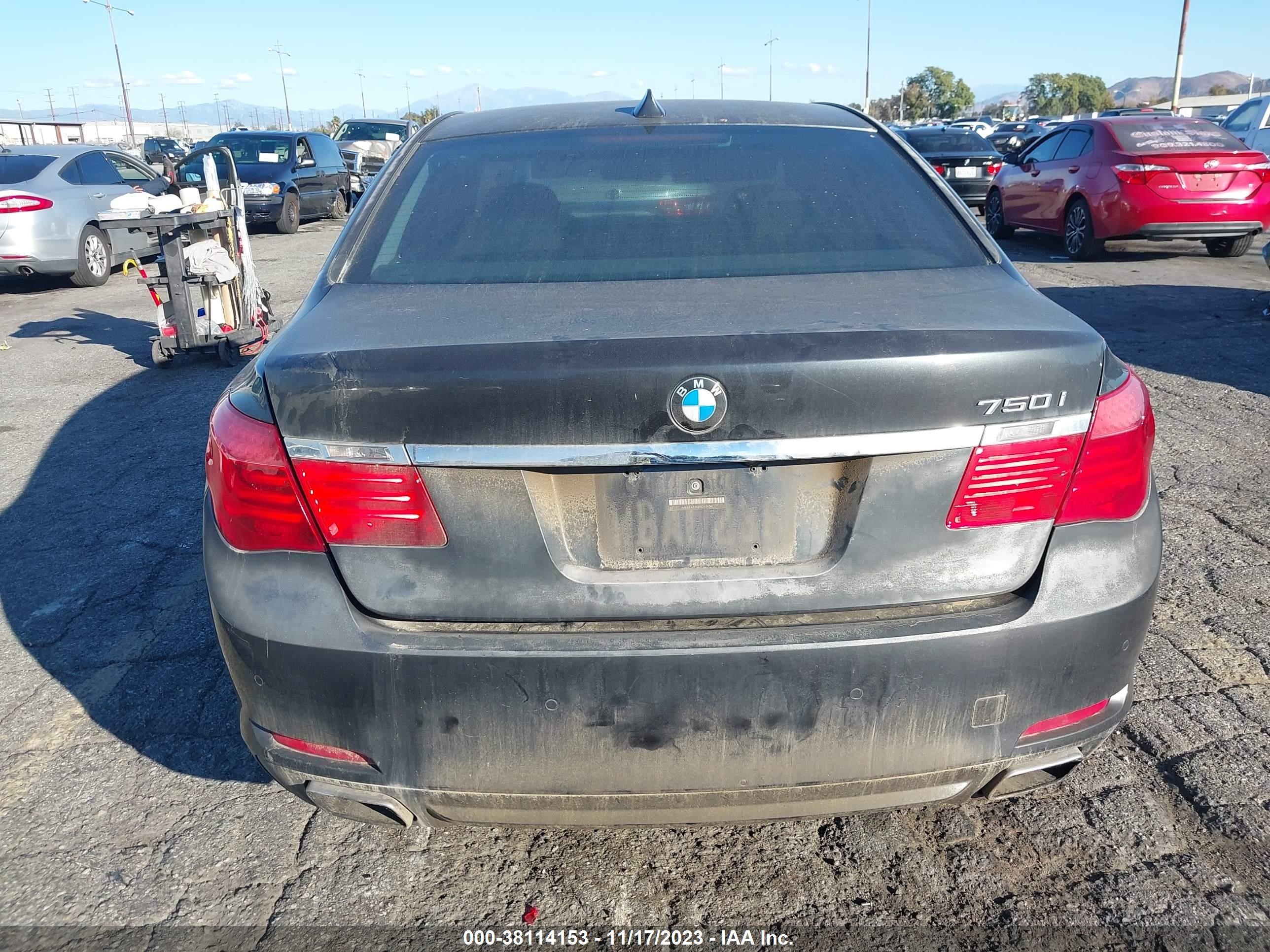 Photo 5 VIN: WBAKA83529CY34081 - BMW 7ER 