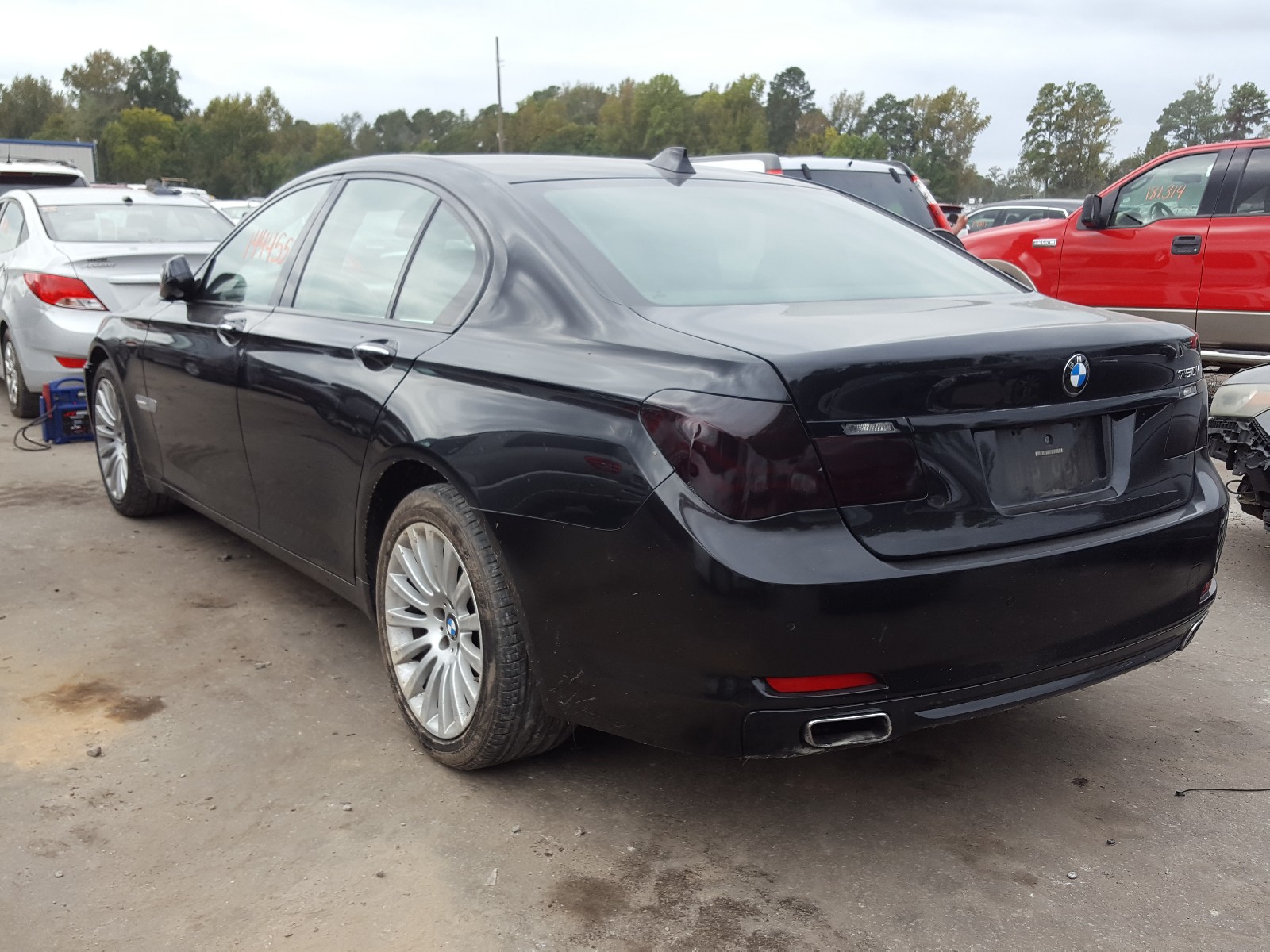 Photo 2 VIN: WBAKA835X9CY33518 - BMW 750 I 