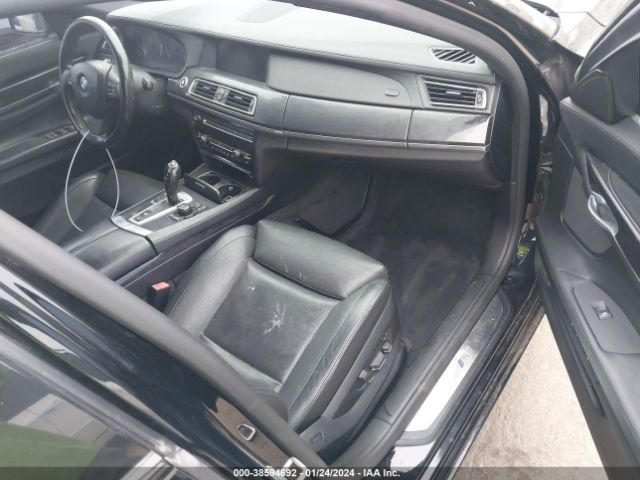 Photo 4 VIN: WBAKA8C50BCY36403 - BMW 750I 