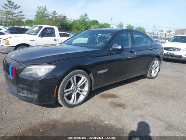 Photo 1 VIN: WBAKA8C52CDX01323 - BMW 750I 