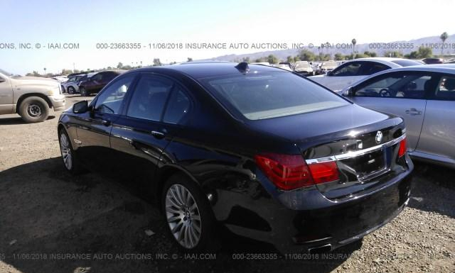 Photo 2 VIN: WBAKA8C55CDX01218 - BMW 750I 