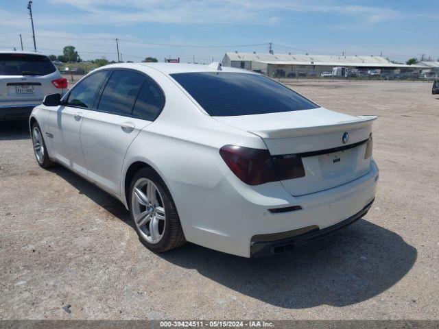 Photo 2 VIN: WBAKA8C56CDS99984 - BMW 750I 