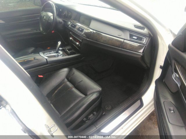 Photo 4 VIN: WBAKA8C57BCY37127 - BMW 750I 