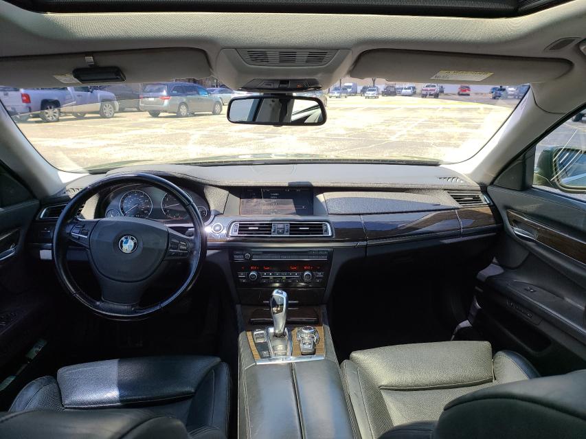 Photo 8 VIN: WBAKA8C58BCY37394 - BMW 750 I 